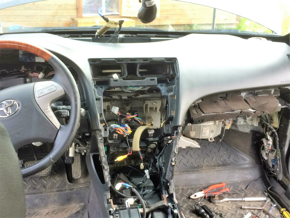Как разобрать панель камри Шумоизоляция торпедо - Toyota Camry (XV40), 2,4 л, 2006 года стайлинг DRIVE2