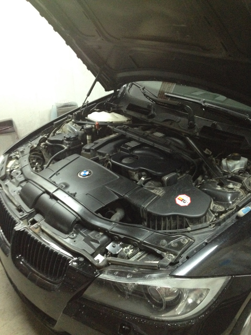 5 Замена прокладки под крышкой клапанов. — BMW 3 series (E90), 2 л ...