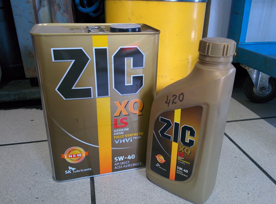 Замена прокладки под крышкой клапанов + замена масла [27.11.14 ...