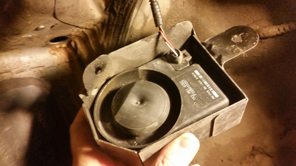 Неисправность звукового сигнала охранной сигнализации (Н12) Skoda ...