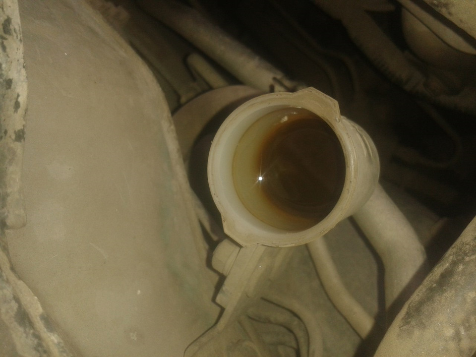 Замена жидкости в тормозной системе и сцеплении. — Nissan Sunny (B15 ...