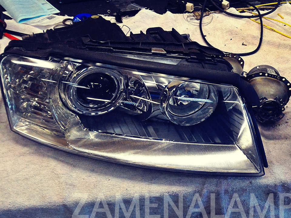 AUDI A8 замена штатных линз HELLA на биксеноновые линзы Q5 — ZAMENALAMP ...