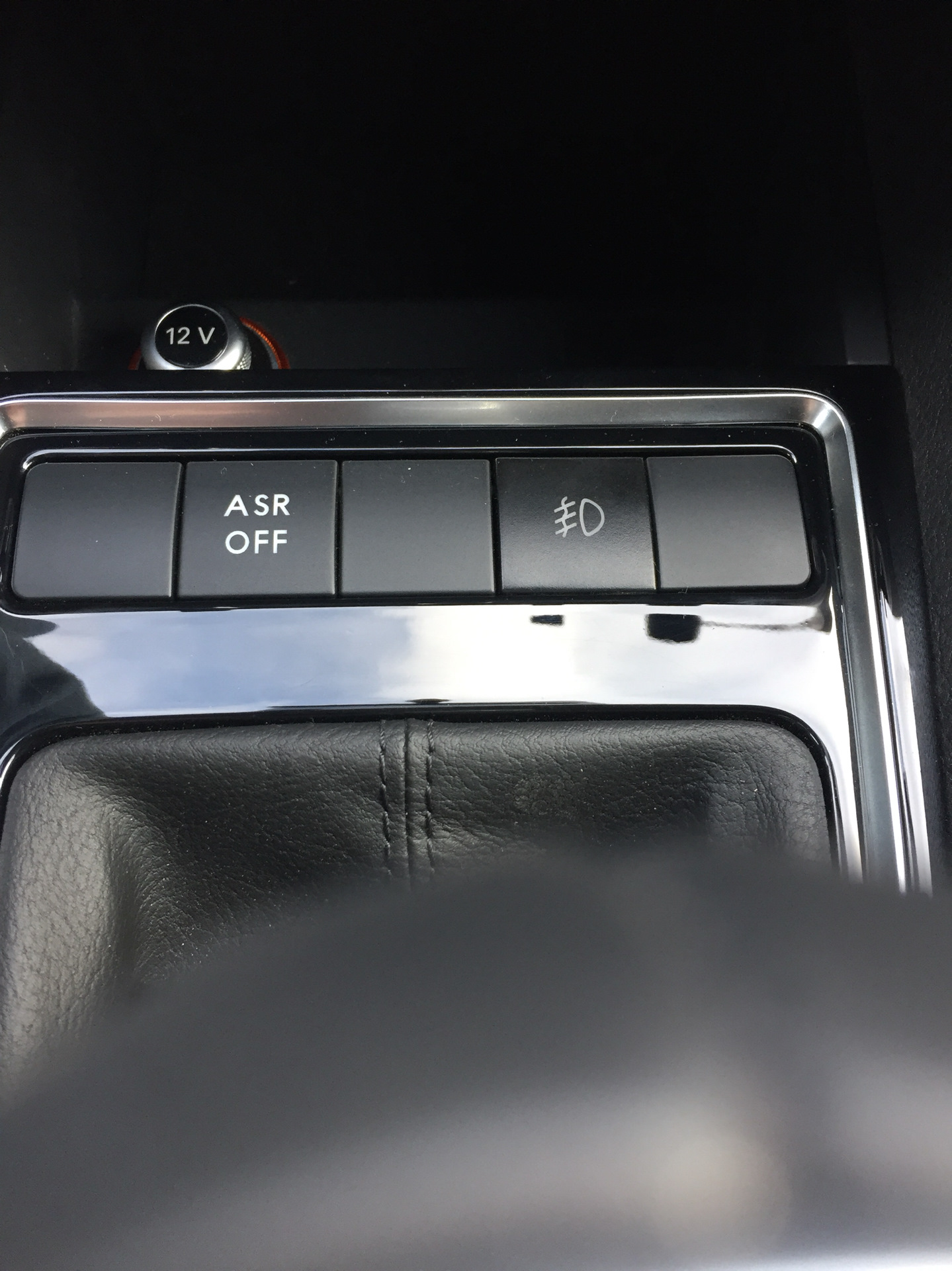 Jetta 6 парктроники кнопка. Полный комплект кнопок vw tiguan 2. Jetta v кнопка esp. Доп кнопки джетта 6. Кнопки jetta 6.