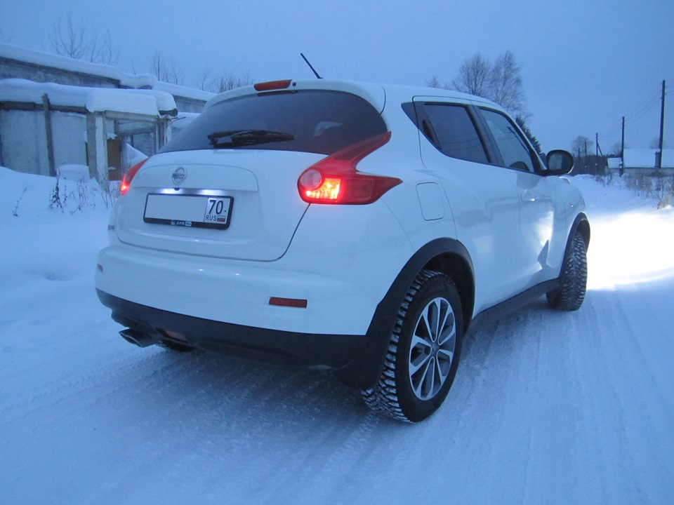 Лучше на мыльницу, чем вовсе без фотографий — Nissan Juke (1G), 1,6 л ...