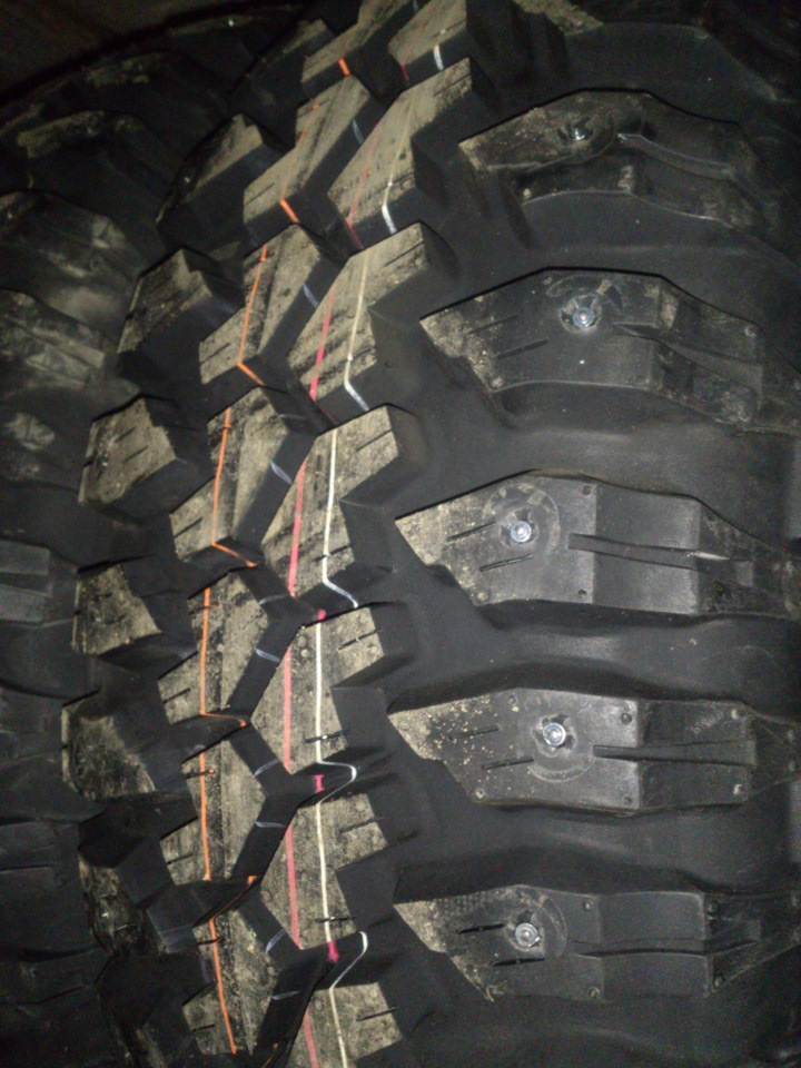 Шипы и знак Ш на заднем стекле — круглый год!) — Toyota 4Runner (II), 3 ...