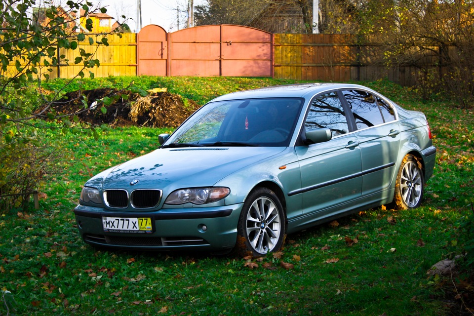 2002 3 год. БМВ 3 2002. BMW 3 2002 года. BMW 3 серия, 2002. БМВ тройка 2002.