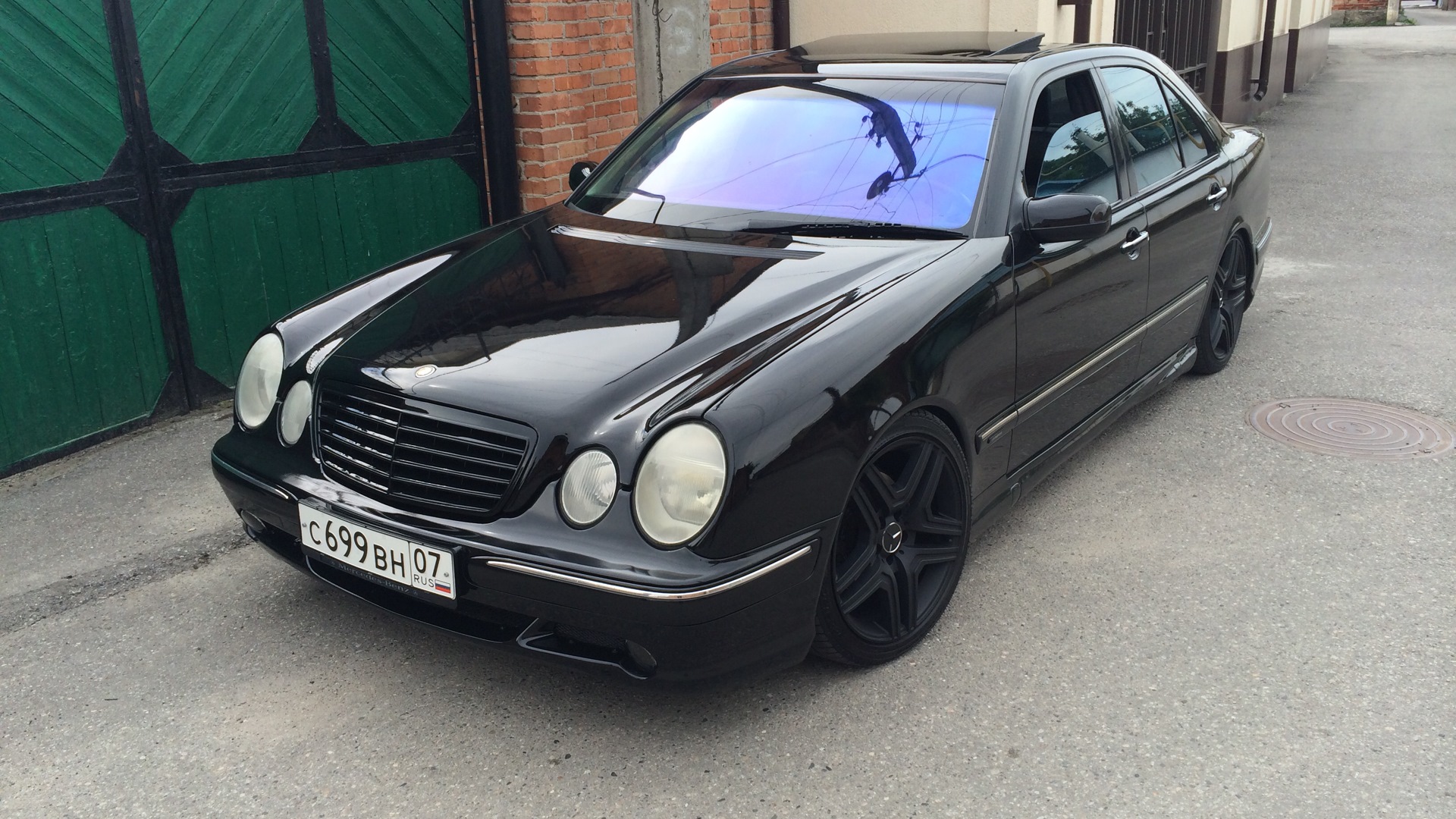 Mercedes w 210 4Рє