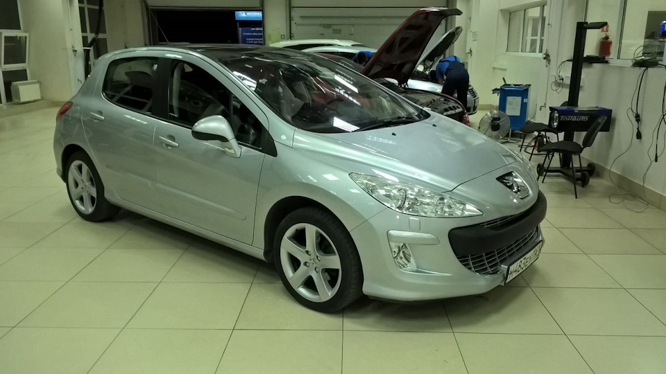 Вакуумный масляный насос — Peugeot 308 (1G), 1,6 л, 2009 года | поломка ...