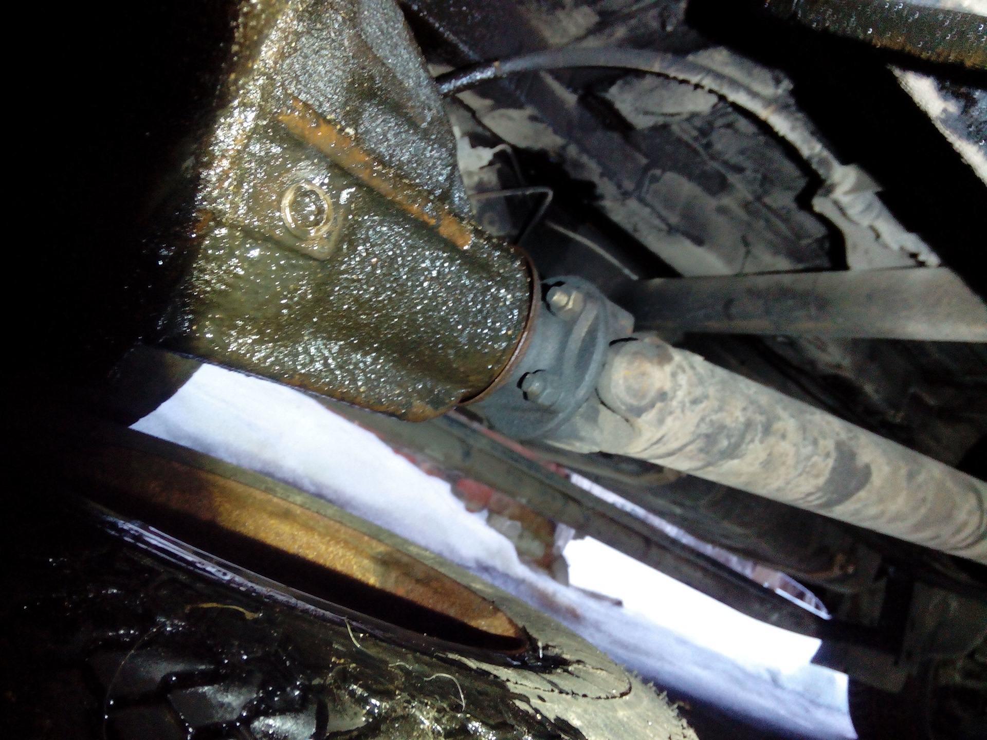 Задний мост соболь 4х4. Ступица соболь передний 4х4. Масло в редуктор газель 3302. Масло в раздатку соболь 4х4 какое. Масло в мост соболь 4х4.