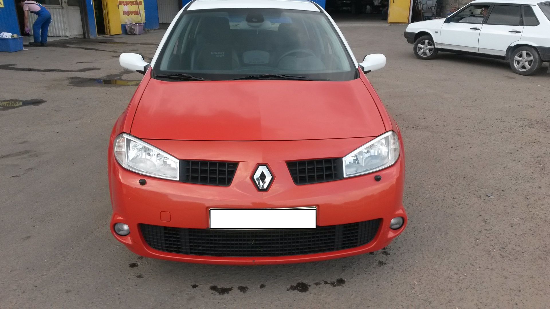 Renault Megane II 2.0 бензиновый 2005 | яркий кадр на DRIVE2