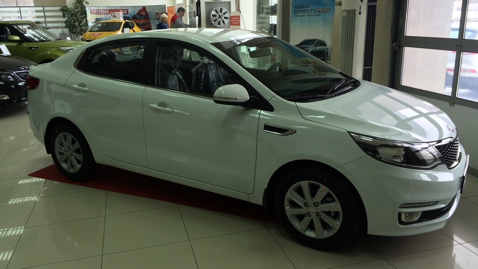 воняет горелым сцеплением — KIA Rio (3G), 1,6 л, 2015 года | другое ...