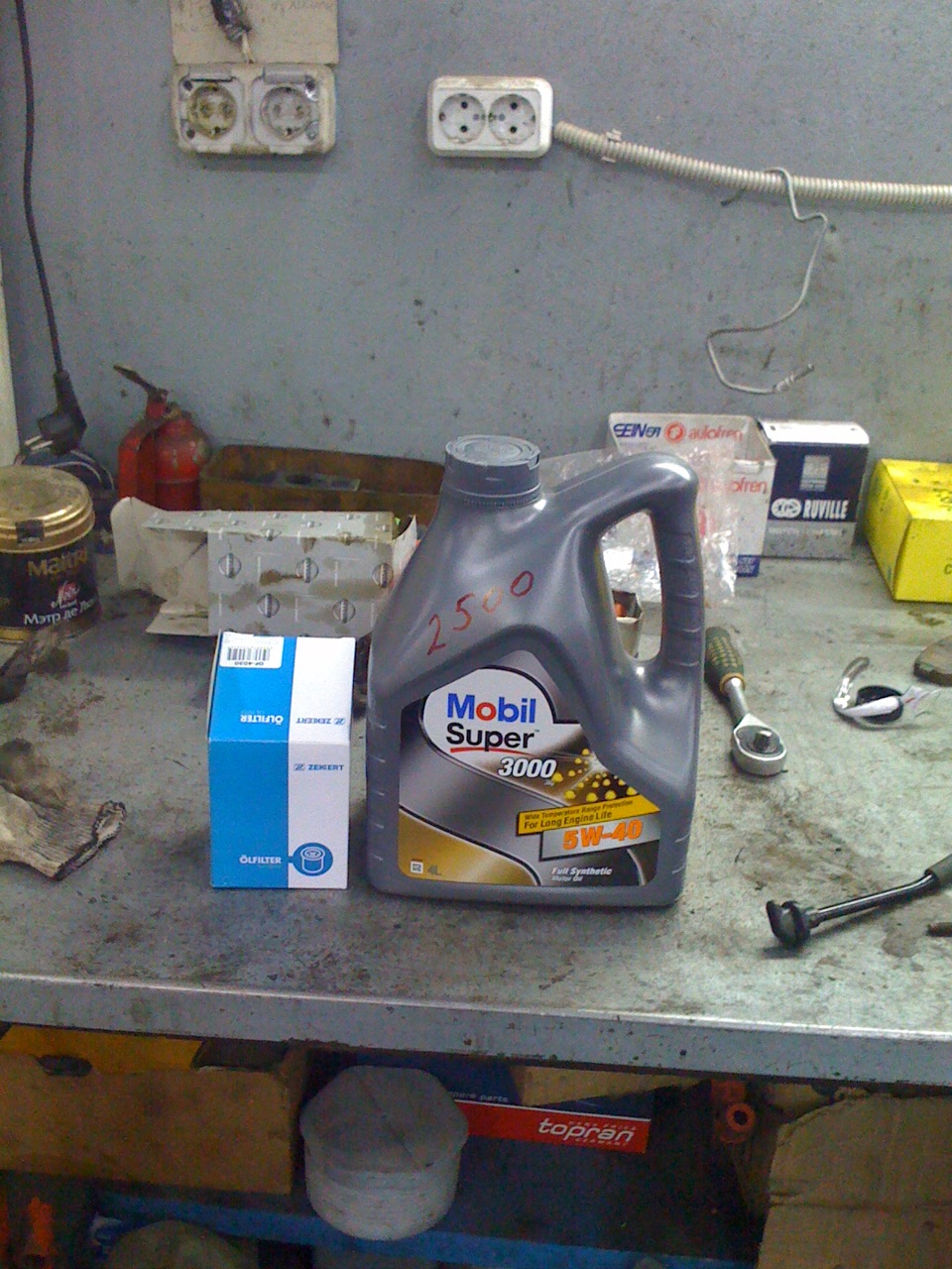 замена масла — Volkswagen Polo Sedan, 1,6 л, 2011 года | визит на ...