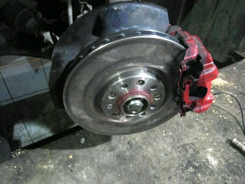 Передний тормоз альфа. Альфа Ромео 159 тормоза Брембо. Alfa Romeo - 166 BREMBO. Диск тормозной передний Alfa Romeo 145 146. Альфа Ромео задние тормозные диски.