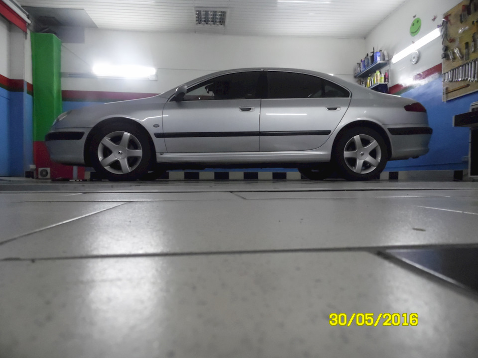 ТЕПЕРЬ КЛИРЕНС У ПЕЖО 607 НА НОВОЙ РЕЗИНЕ 225 55 r 17 ЦЕЛЫХ 17 СМ ...