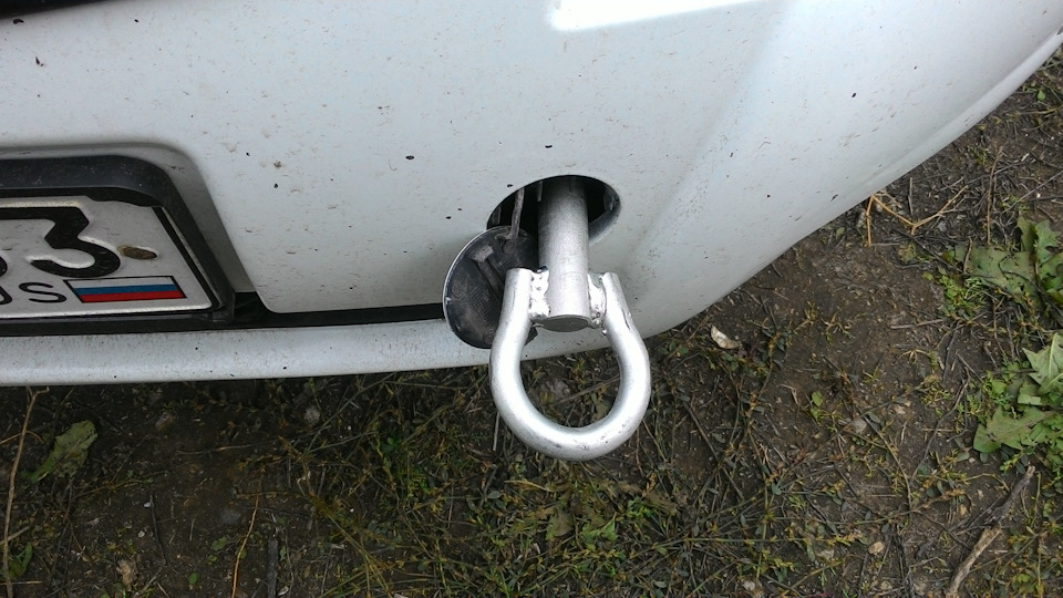 Буксировочный крюк. — LADA Приора седан, 1,6 л., 2008 года | тюнинг ...