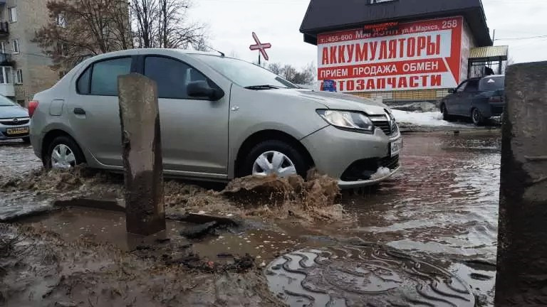 Автомобилист тамбов. Клуб автолюбителей Тамбов. Фото машины оттаявшей по весне. Места сбора автолюбителей в Тамбове.