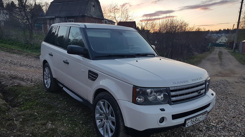 Land Rover Range Rover Sport Belyj Frak Drive2