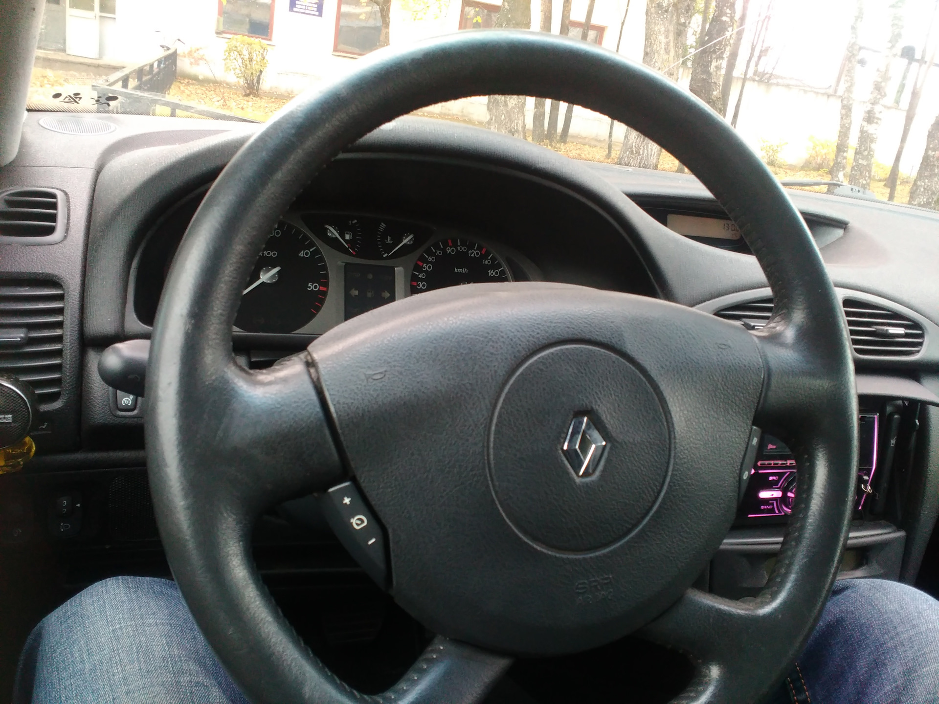 спортивный руль в рено лагуна 2. руль рено лагуна 2. руль рено лагуна 2. новый руль в renault laguna 3. руль лагуна 2.