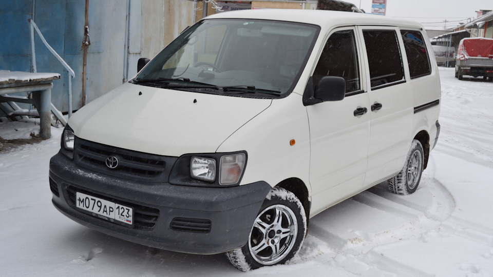 Toyota Town Ace Noah 1.8 бензиновый 2001 | на DRIVE2