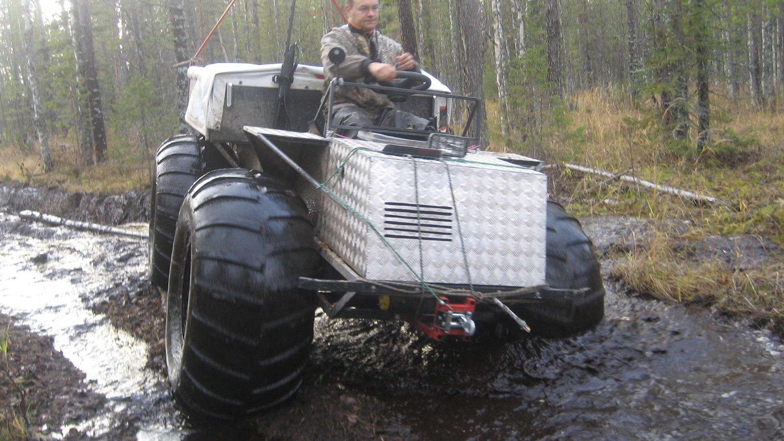 болотоходы отзывы. вездеход каракат зис 5. снегоболотоход егерь иааз 451123. болотоход леший. вездеход переломка лесник.