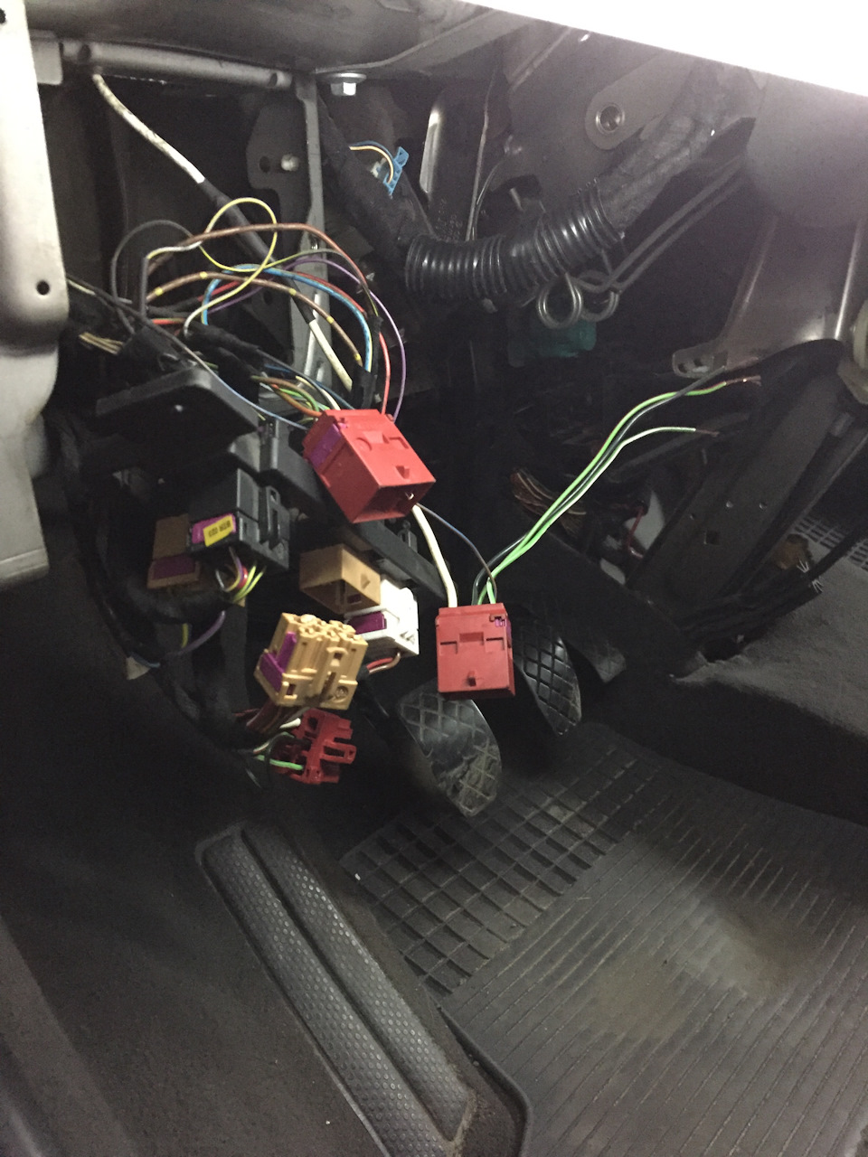 Подключаем дворник. — Volkswagen Transporter T5