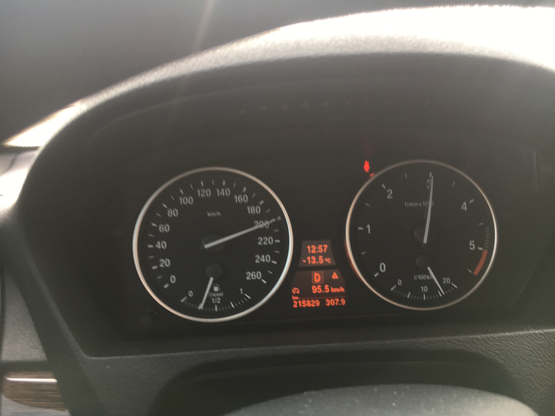 0d разгон 2022. Бмв разгон до 100. Bmw x6 спидометр. Бмв м5 е60 разгон. Бмв 750 2001 разгон.