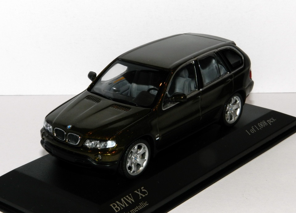 Моделька машины bmw x5. Смотреть фото Моделька машины bmw x5. Смотреть картинку Моделька машины bmw x5. Картинка про Моделька машины bmw x5. Фото Моделька машины bmw x5