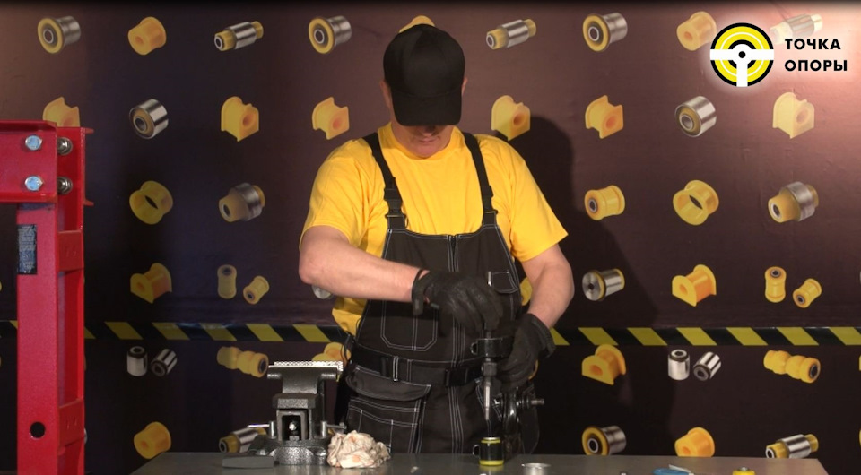 Демонтаж и монтаж сайлентблока без наружной обоймы в старую обойму ...