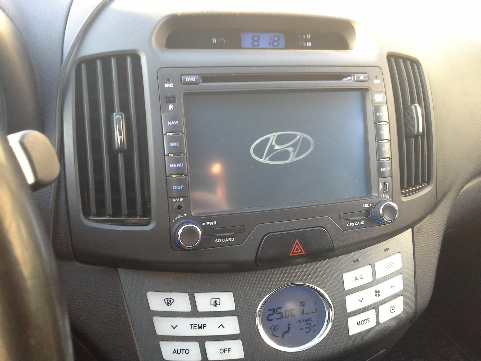 Штатная магнитола elantra md. Магнитола хендай элантра мд 2015. Автомагнитола roximo cardroid rd-2006 hyundai elantra 5, 2014. Магнитола хендай элантра 2010. Hyundai elantra 2017 магнитола.