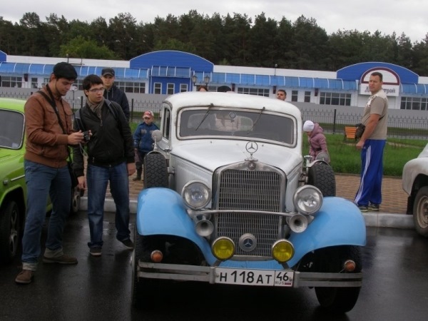 Курский авто. Ретро авто в Курске. Ретро выставка автомобилей в Курске 2020. Редкие машины в Курске. Курск раритетные авто.