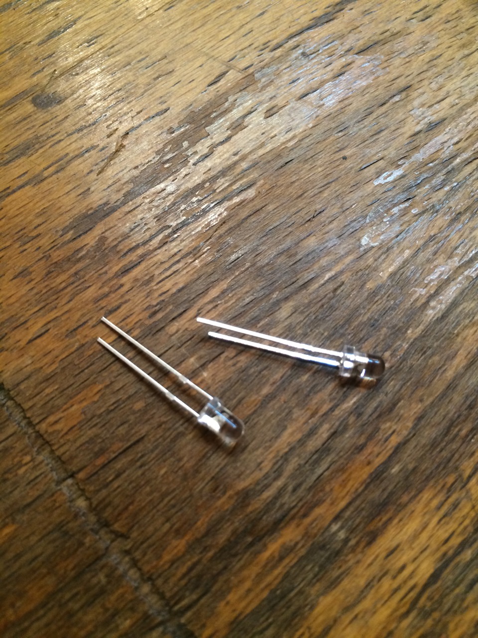 Сгорел диод в глазках — Honda Inspire (UC), 3 л, 2004 года | поломка ...