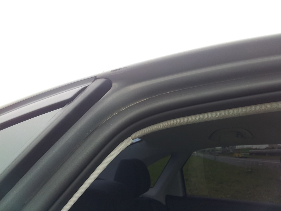 Заводской брак или плохая регулировка дверей — Volkswagen Polo Sedan, 1 ...