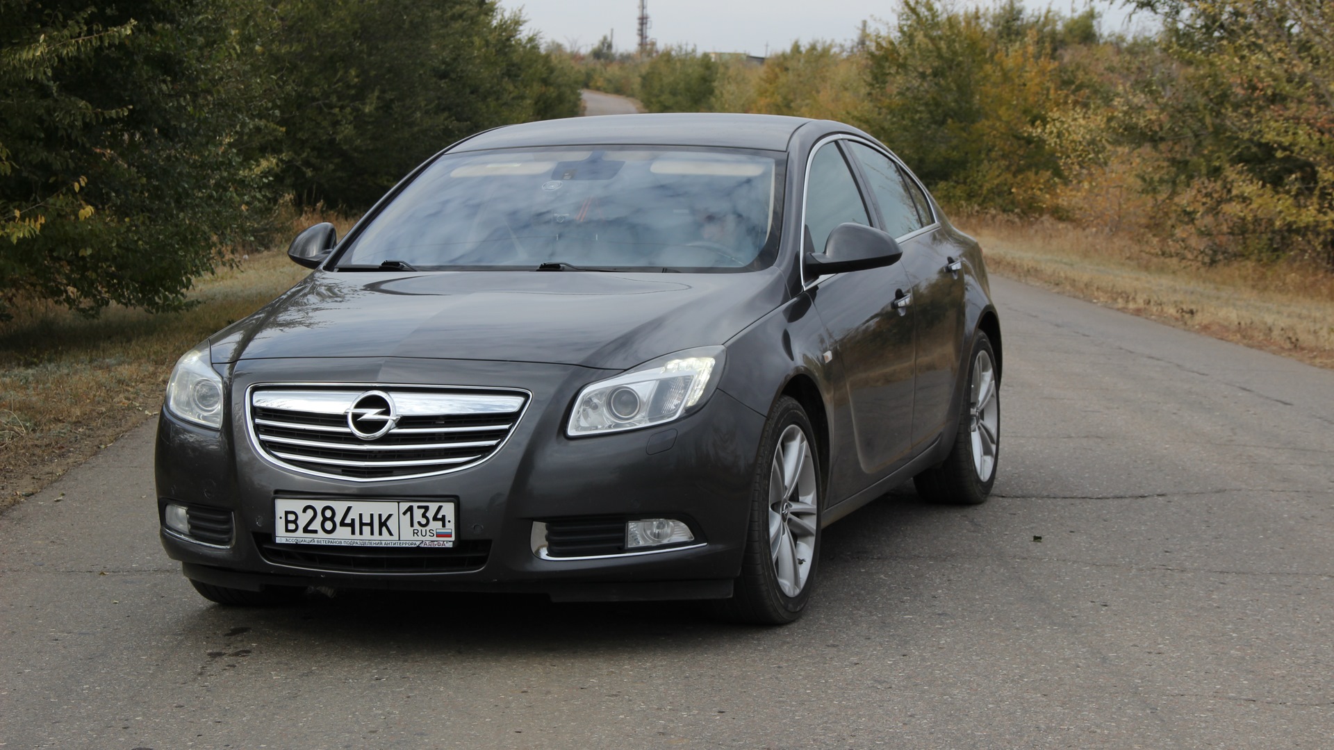Инсигния 2.0 турбо купить. Opel Insignia 2.0 Turbo. Опель Инсигния 2012 2.0 турбо. Опель Инсигния 2.0 турбо 220 л.с. Опель Инсигния 2010 года хэтчбек.