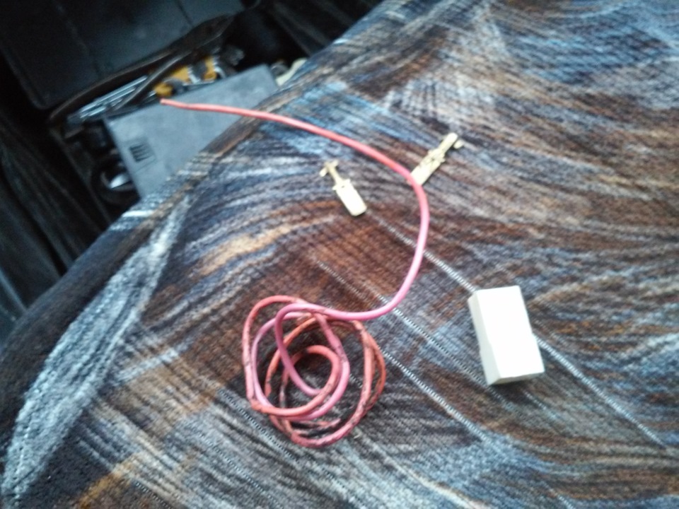 Убрал за ненадобностью регулятор яркости панели приборов. — Lada 21074 ...