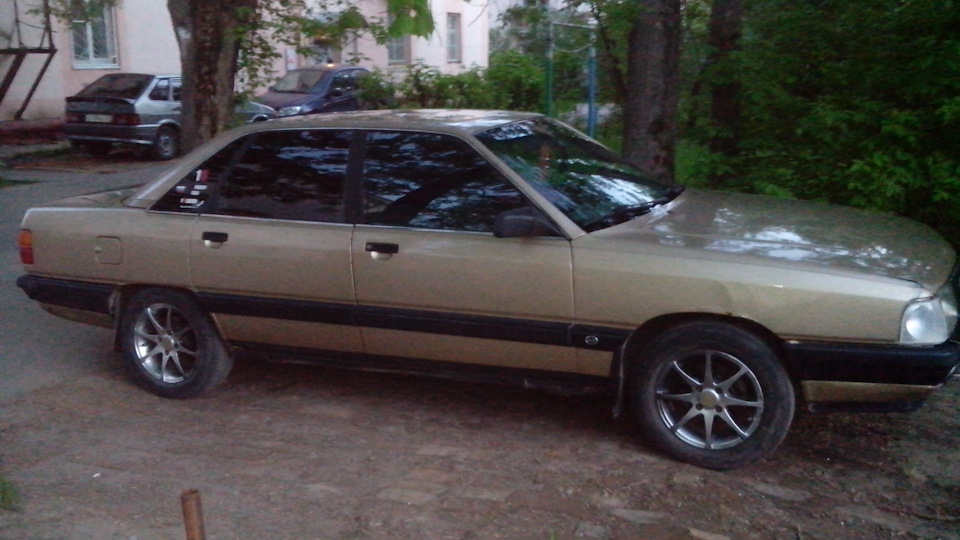 не могу прокачать тормоза — Audi 100 (C3), 2,3 л, 1988 года | своими ...