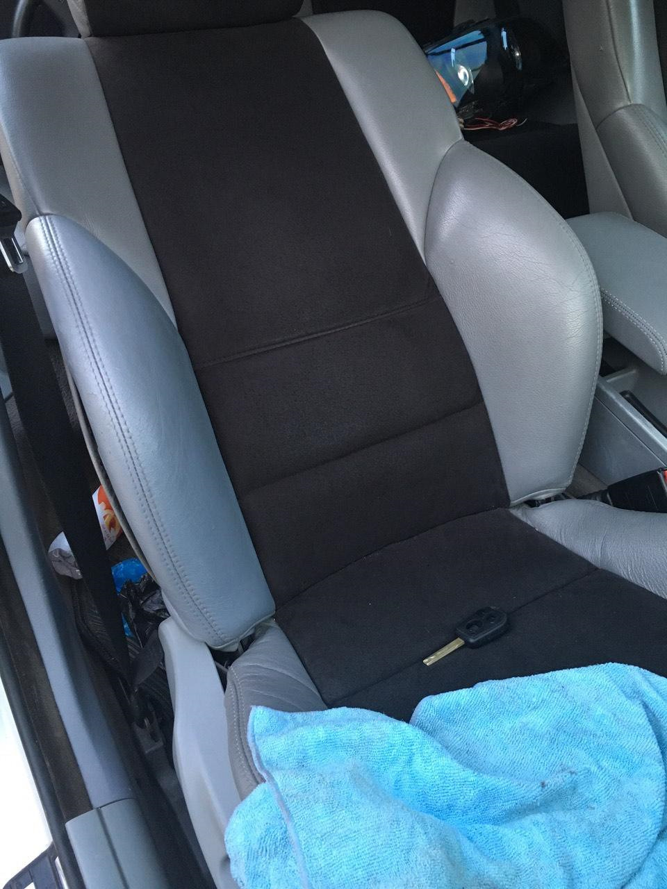 Косметика салона и Перетяжка кожей подлокотник — DRIVE2