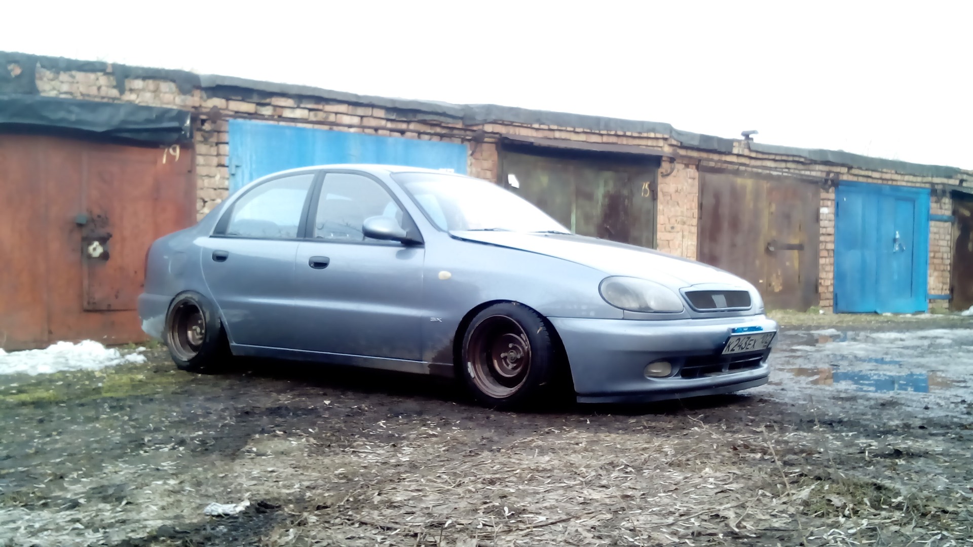 Daewoo lanos stance