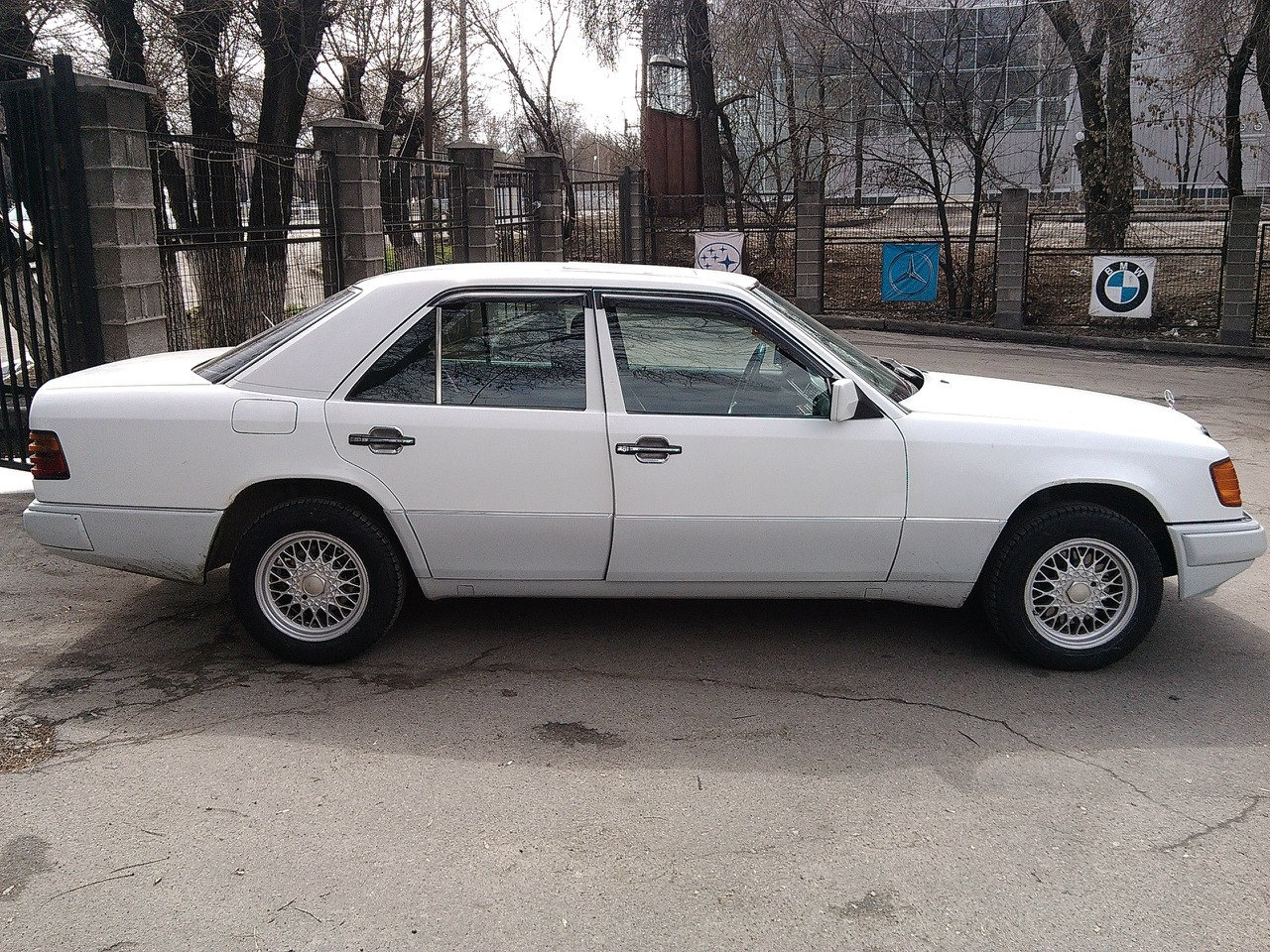 124 страница. W124 диски r15. Mercedes w124 r15. W124 r15 205 60. Мерседес 124 r15.