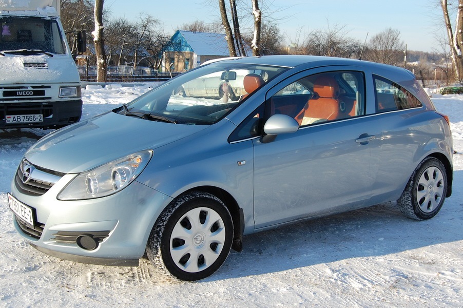 Opel Corsa d 2008 салон