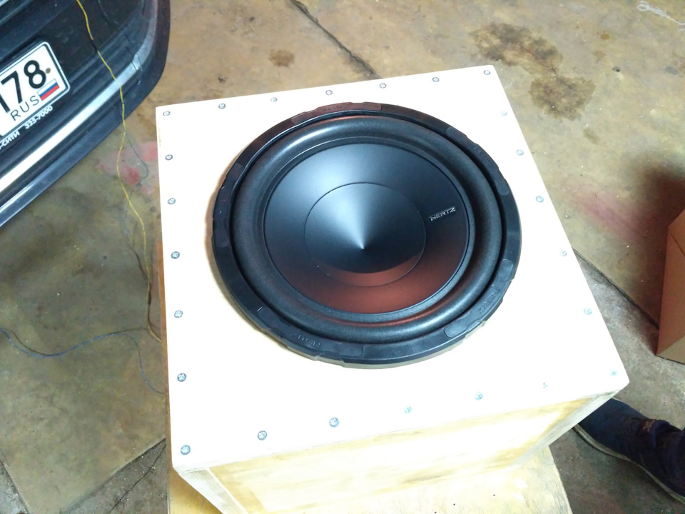 Focal rsb 300 короб