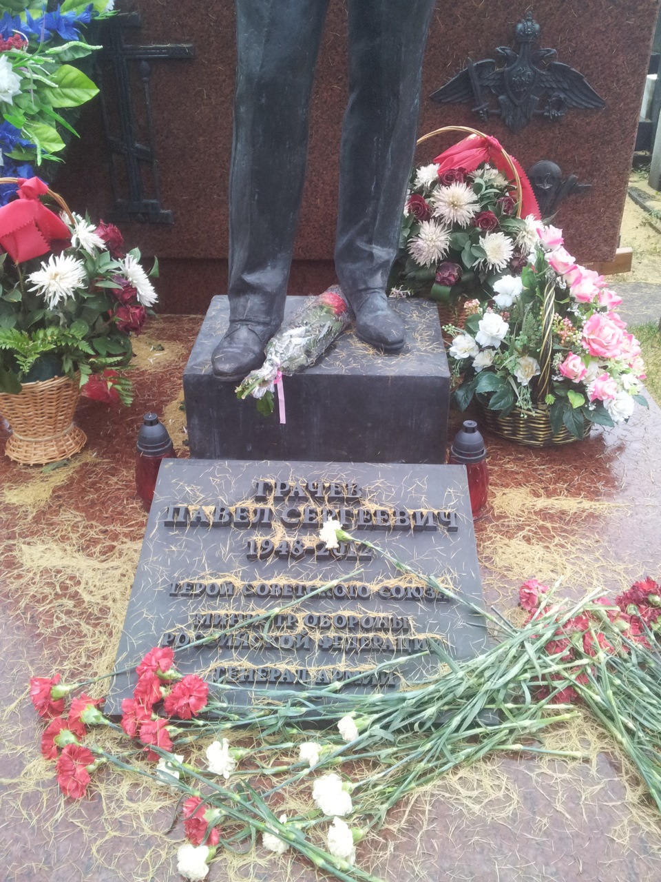 Могила марка Захарова на Новодевичьем кладбище