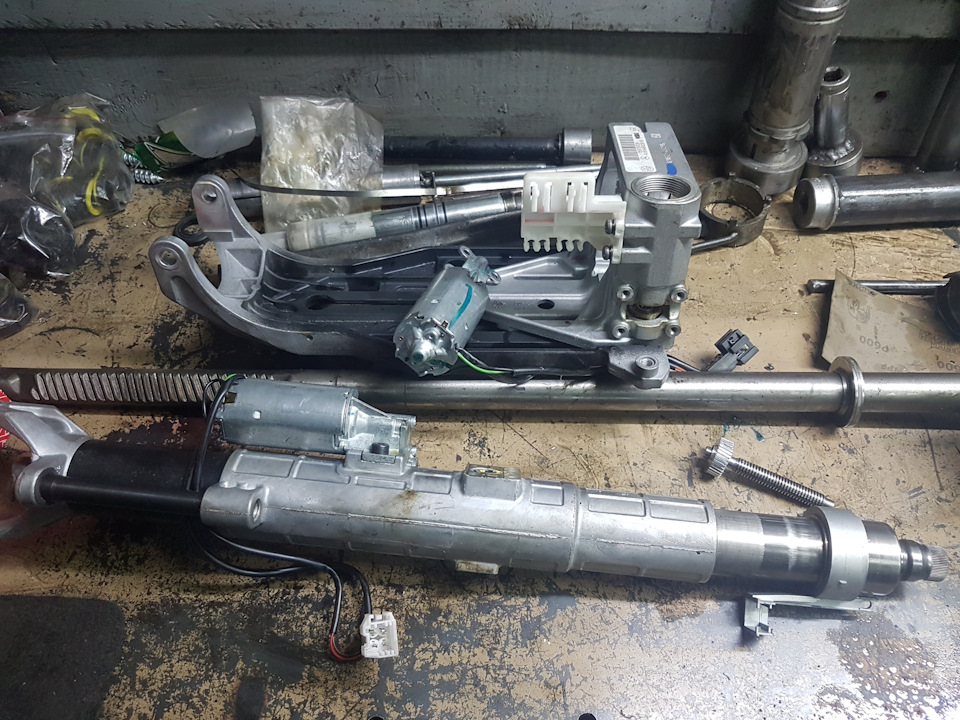 Замена шестеренки в рулевой колонке — Mercedes-Benz GL-class (X164), 4 ...