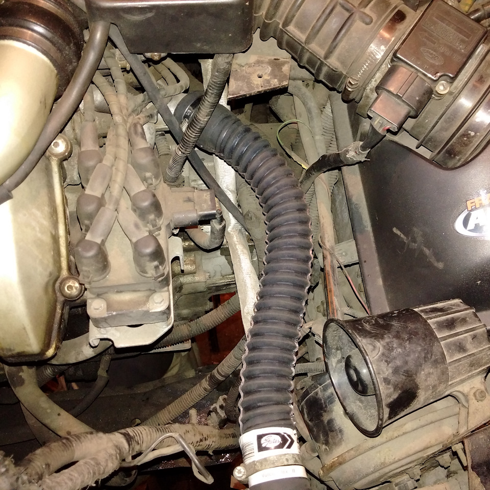 Замена верхнего патрубка радиатора — Ford Taurus (1G), 3 л, 1989 года ...