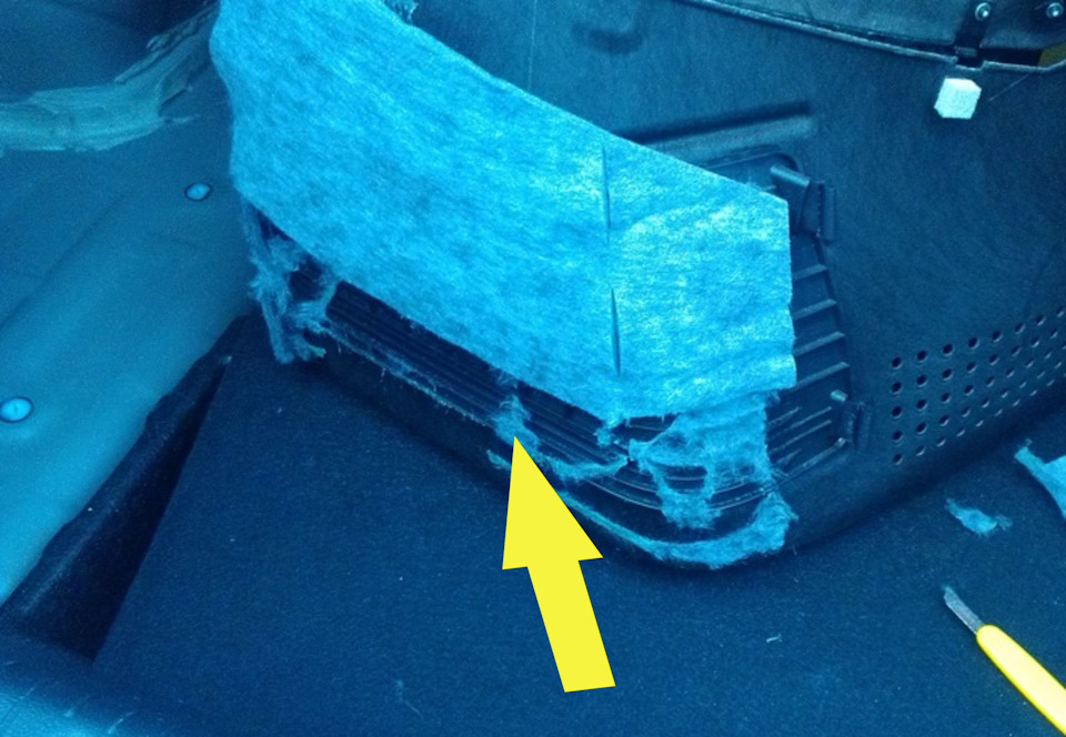 Крышка салонного фильтра хендай солярис. Крышка салонного фильтра солярис. Запотевают стекла солярис. Потеет лобовое стекло. Солярис запотевания окон драйв 2.