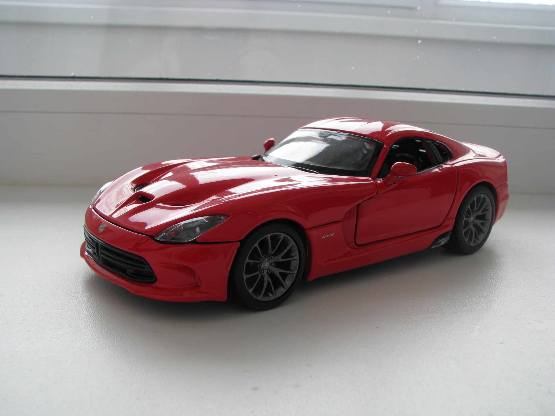 Dodge Viper AUTOART 1 18