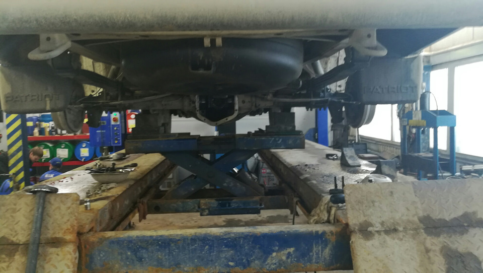Полуось сломал🔧🔨🔩 — УАЗ Pickup, 2,7 л, 2015 года | поломка | DRIVE2