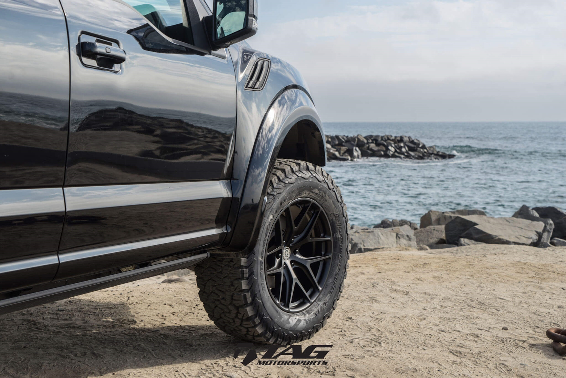 Ford Raptor | HRE P161 in Satin Black — Megawheel.ru на DRIVE2