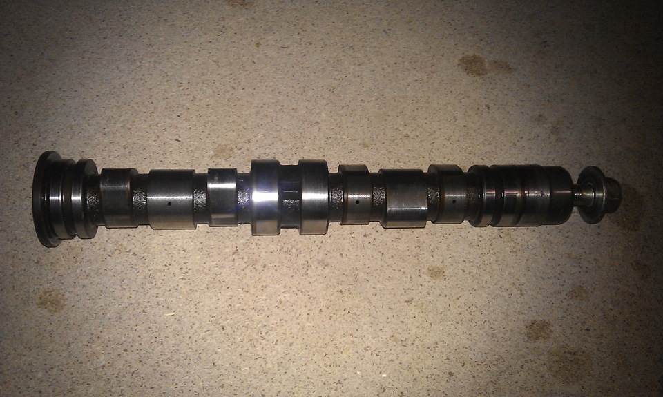 Как выглядит распредвал. Распредвал р18а2. Распредвал хендай солярис 1. Распредвал логан 2 1. 63.