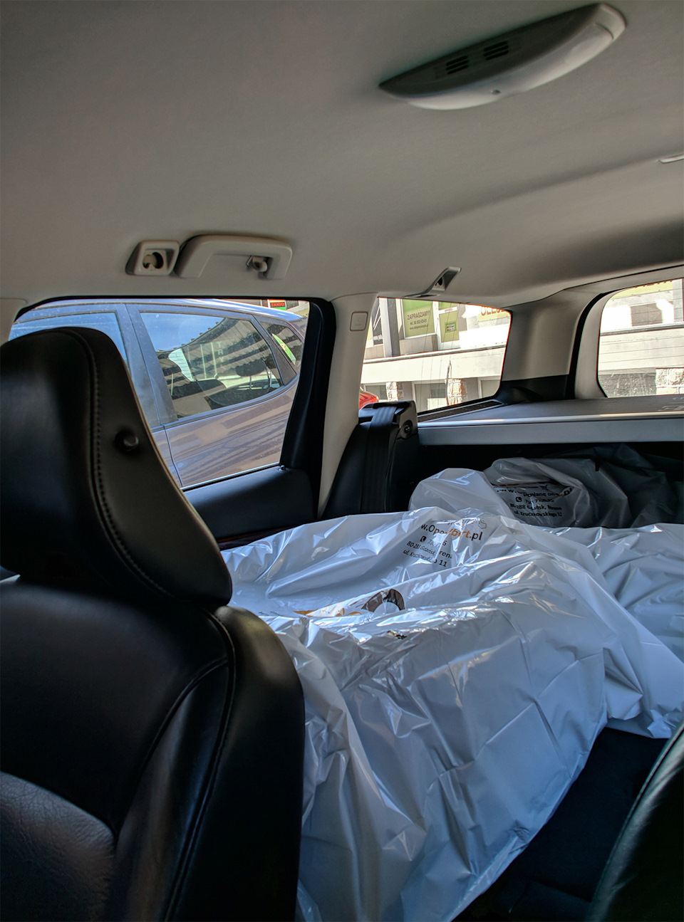 Фото в бортжурнале Volvo V70 III. Запчасти на фото: B0006