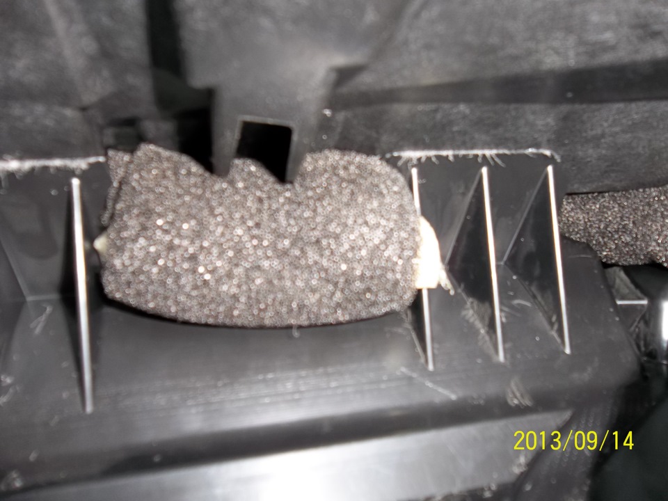 Тем у кого дребезжит панель, посвящается — Ford Focus Hatchback III, 2 ...